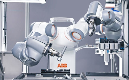 《中國制造2025》解讀之:推動(dòng)機(jī)器人發(fā)展