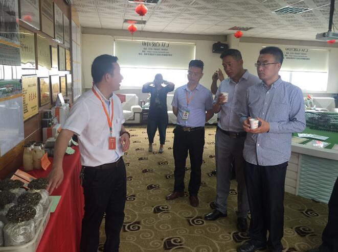 我院副院長(zhǎng)率隊(duì)赴湖南婁底市調(diào)研資源型城市轉(zhuǎn)型創(chuàng)新發(fā)展