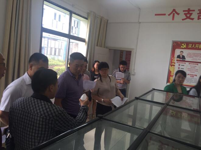 我院副院長(zhǎng)率隊(duì)赴湖南婁底市調(diào)研資源型城市轉(zhuǎn)型創(chuàng)新發(fā)展