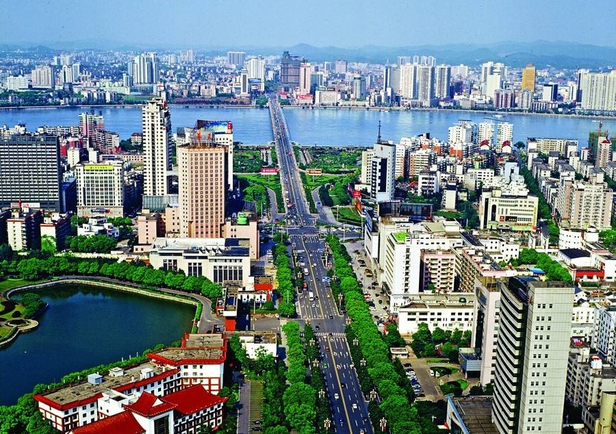 株洲建成全國兩型社會(huì)示范區(qū) 創(chuàng)建國家級(jí)經(jīng)開區(qū)